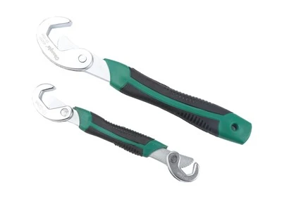 Universal Three-ends Wrench